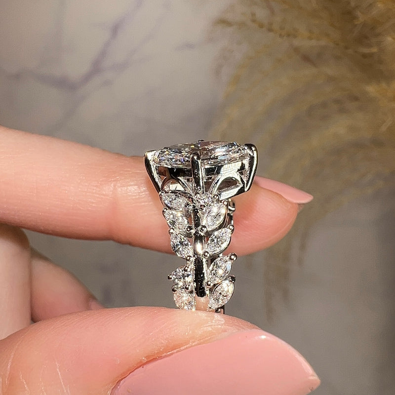 "Nevena" Marquise Cut Leaf Foliage Cut Diamond Engagement Ring - HEERA DIAMONDS