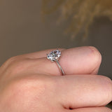 "Irie" Oval Solitaire Diamond Engagement Ring SSOC04 - HEERA DIAMONDS