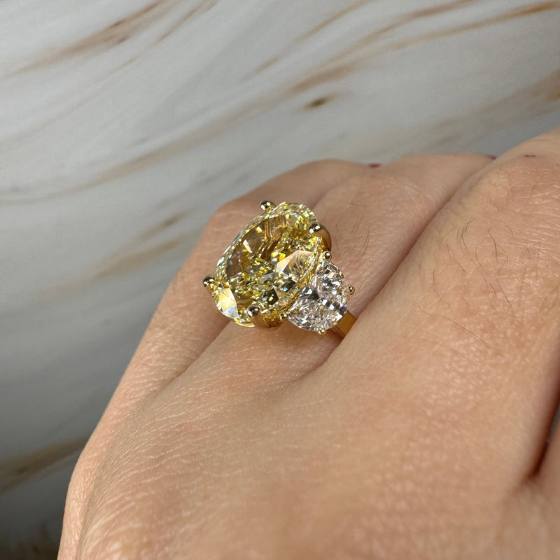 "Lion" Oval Cut 5.5 Carat Natural Trilogy Yellow Gold Engagement Ring