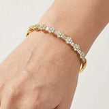 ROUND CUT DIAMOND 1.93 CARAT CLUSTER FANCY BANGLE