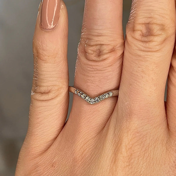 "Vera" Subtle Foliage V Shaped Diamond Eternity Ring ET40 - HEERA DIAMONDS