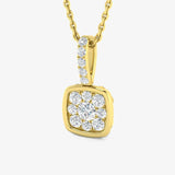 WHITE GOLD CLUSTER DIAMOND PENDANT WITH CHAIN
