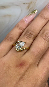 "Mystic" Solitaire 2 Carat Pear Shape 18 KT Yellow Gold Engagement Ring SSPS04
