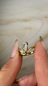 "Mystic" Solitaire 2 Carat Pear Shape 18 KT Yellow Gold Engagement Ring SSPS04