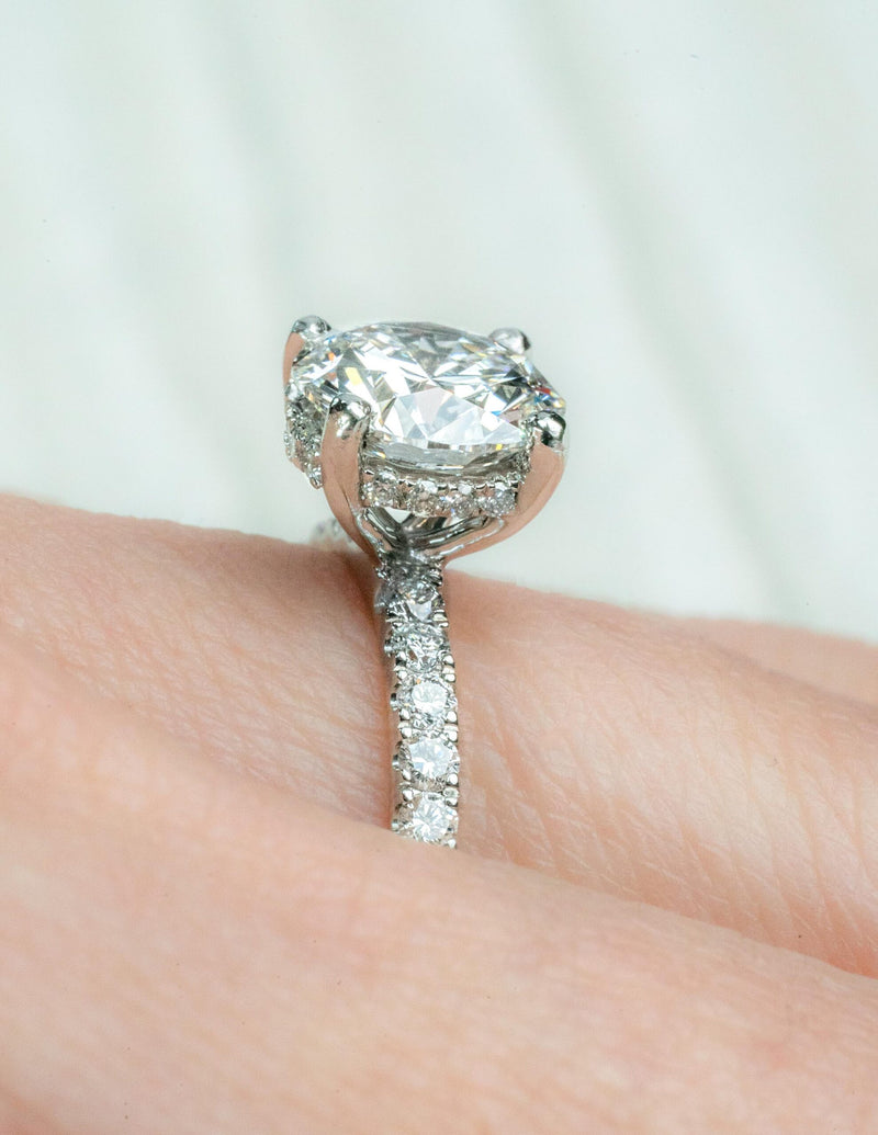 URSULA - Round Brilliant Engagement ring with Diamond Shoulders in Rose Gold - HEERA DIAMONDS