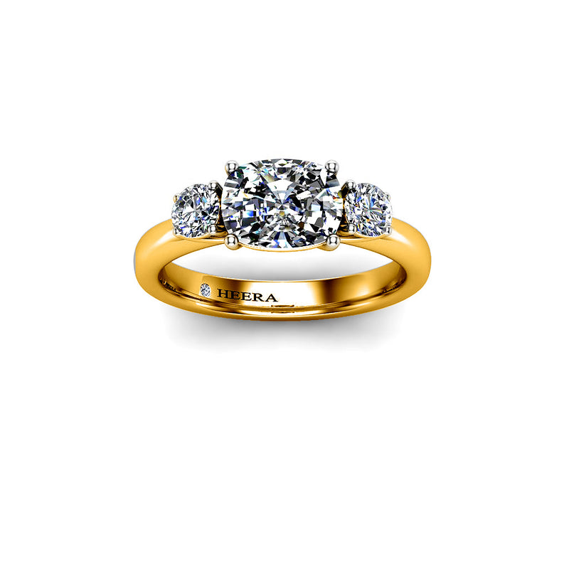 LIPSTICK - Oval and Rounds Trilogy Engagement Ring in Yellow Gold - HEERA DIAMONDS