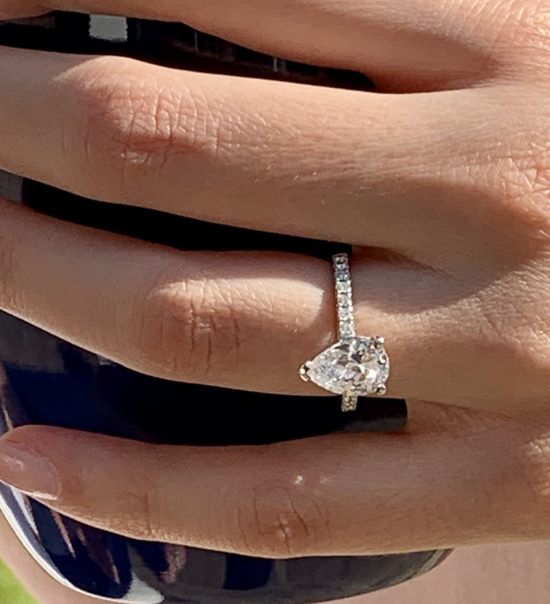 ROSA - Pear Cut Engagement Ring with Diamond Shoulders in Platinum - HEERA DIAMONDS